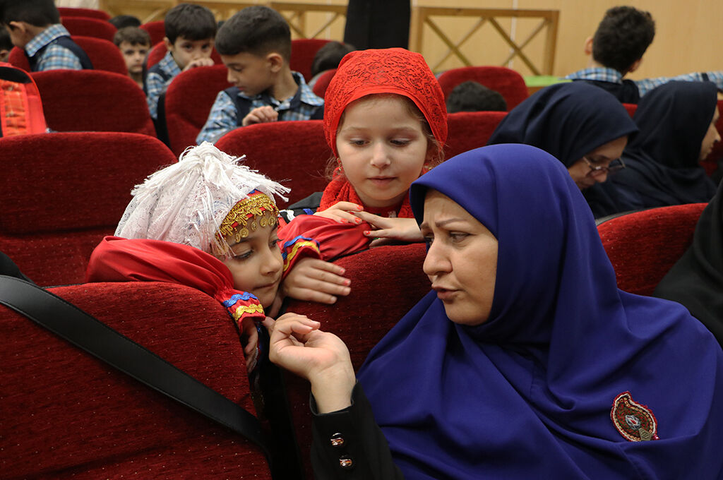 روایت تصویری«جشن نوخوان ها» در کانون رشت روایت تصویری«جشن نوخوان ها» در کانون رشت