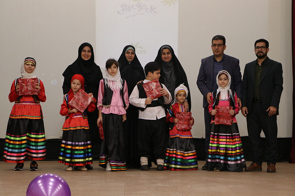 1351600-1 جشن ملی نوخوانها در رشت برگزارشد