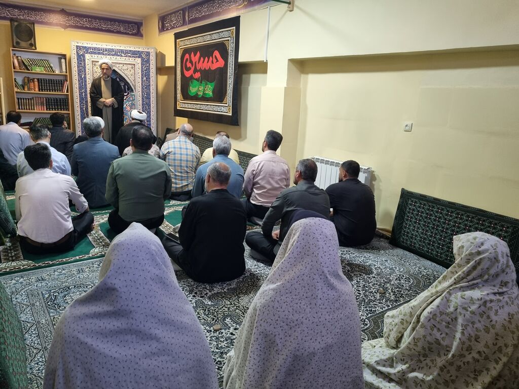 1351645-1 کودکان به فطرت الهی نزدیکترند