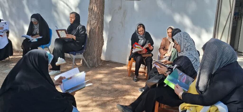 1351681-1 برگزاری جشن "نوخوانها" در مرکز کنگاور