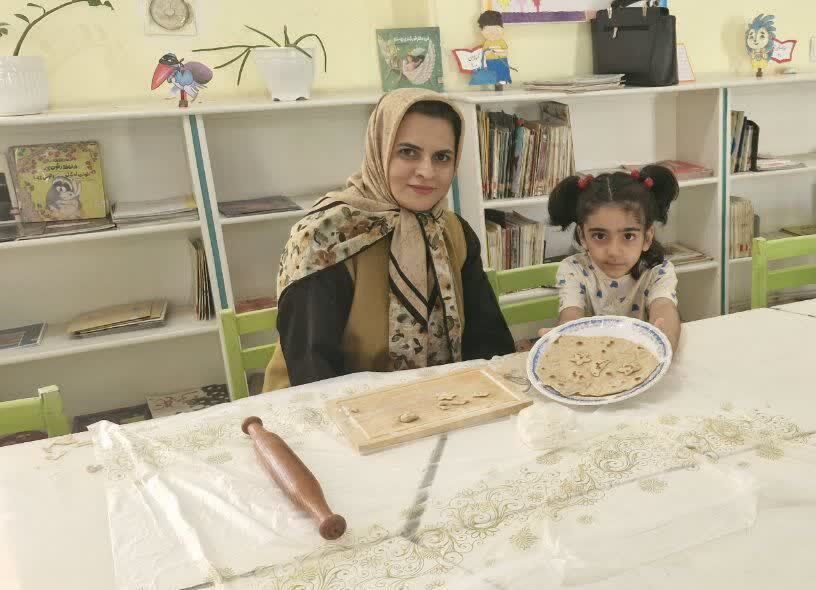 1351918-1 پاییز و نان؛ محفل گرم مادر و فرزندی در مرکز شماره ۲ کانون کرج