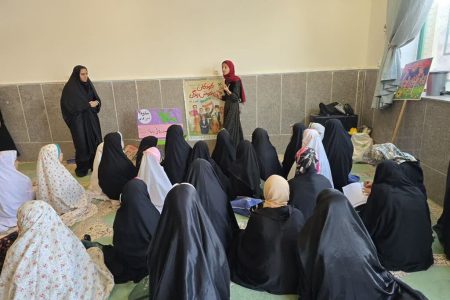 برپایی میز خدمت کانون پرورش فکری شهرستان ساوه