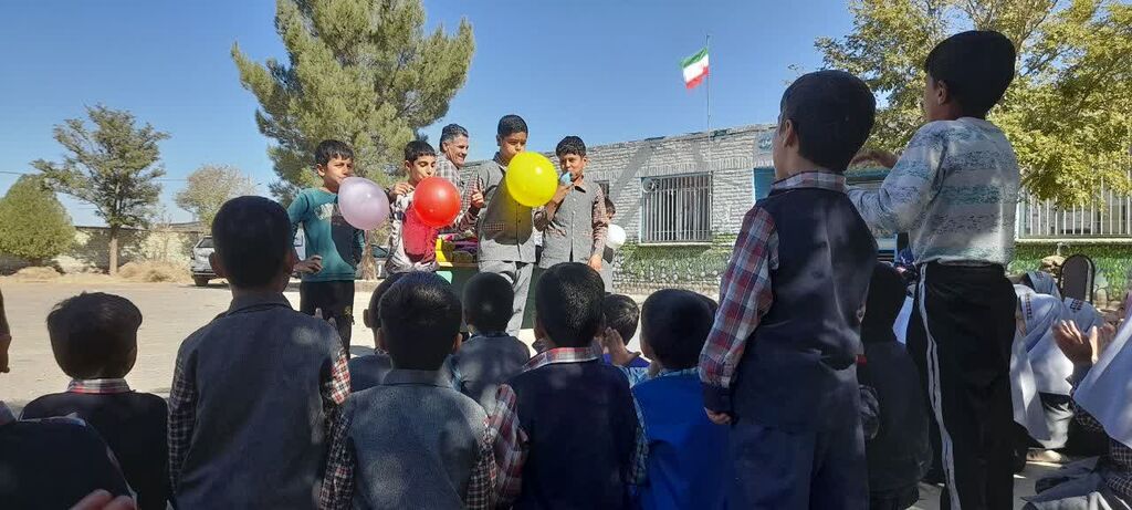 1352268-1 جشن روز جهانی کودک در روستای خوجان نیشابور