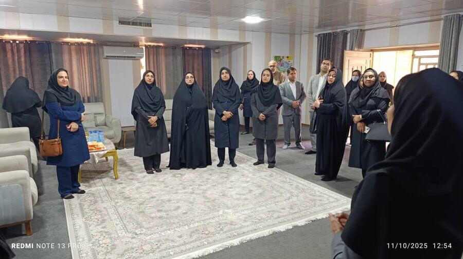 1352294-1 بازدید مدیر کل کانون هرمزگان از شیرخوارگاه الزهرا