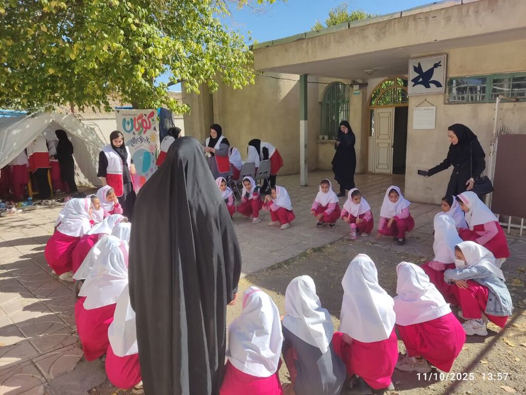 1352503-1 برگزاری ایستگاه آموزش ایمنی و سلامت در کانون