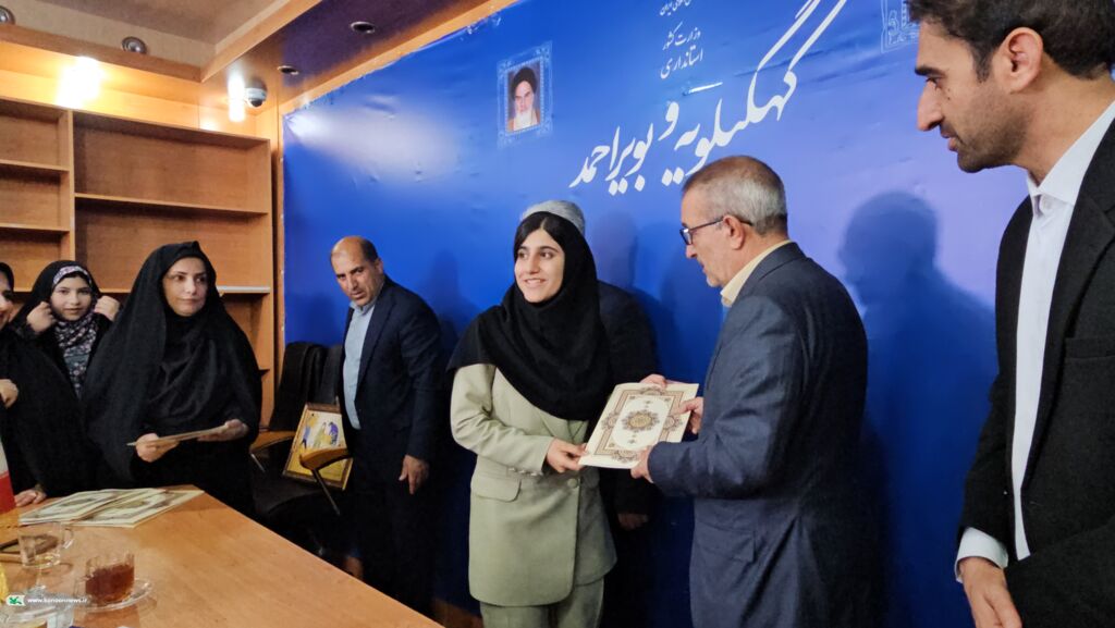 1352657-1 از هوش مصنوعی تا قصهگویی؛ تجلیل از چهرههای موفق کانون پرورش فکری با حضور استاندار