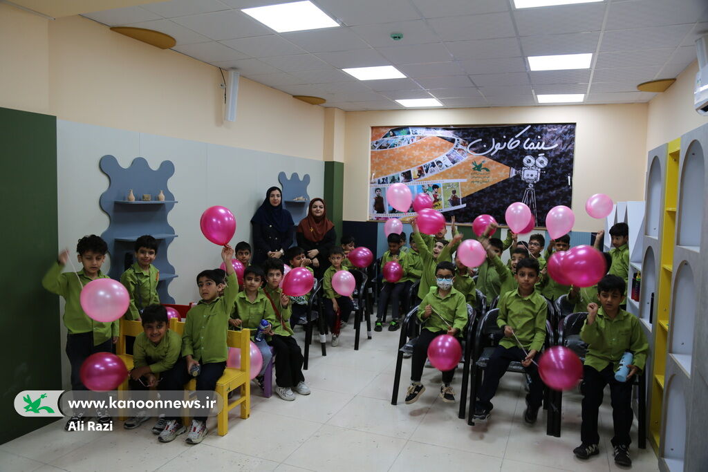 1354322-1 جشن ملی «نوخوانها» همزمان با هفته ملی کودک در بوشهر برگزار شد