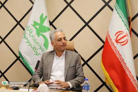 تربیت مؤثر در سال‌های دبستان شکل می‌گیرد، نه در نصیحت‌های نوجوانی