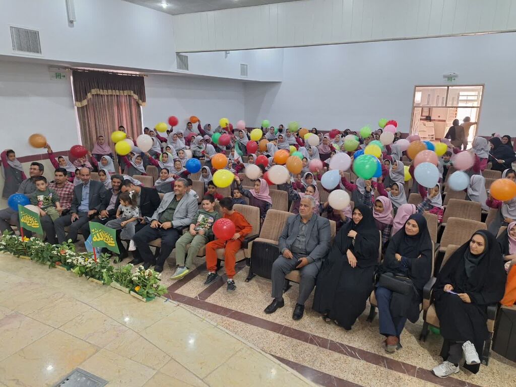 1354636-1 شور و تکاپوی هفته ملی کودک در مراکز فرهنگی و هنری کانون استان قزوین