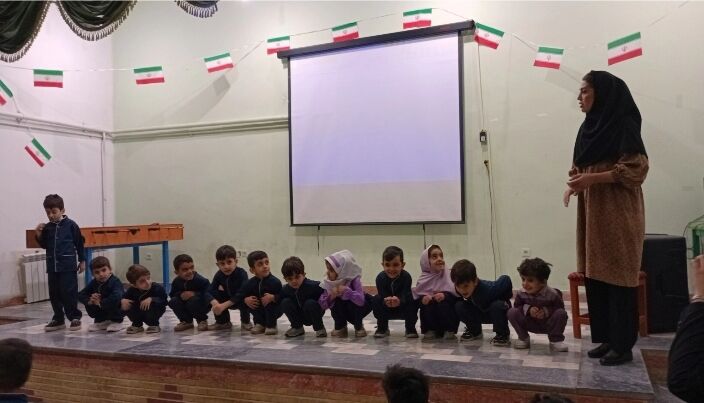 1354639-1 شور و تکاپوی هفته ملی کودک در مراکز فرهنگی و هنری کانون استان قزوین