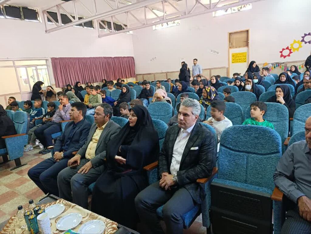 1354668-1 زنگ دوستی درمدرسه کوشا شهرایلام نواخته شد