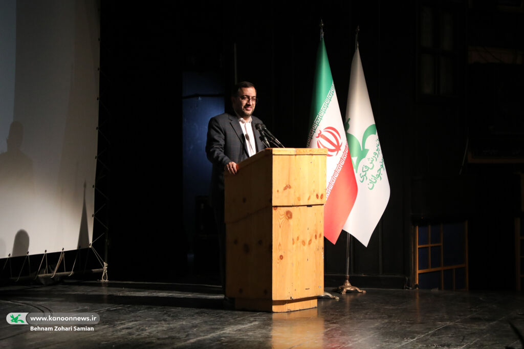 کتاب‌های کانون باید سواد فرهنگی بچه‌ها را افزایش دهد