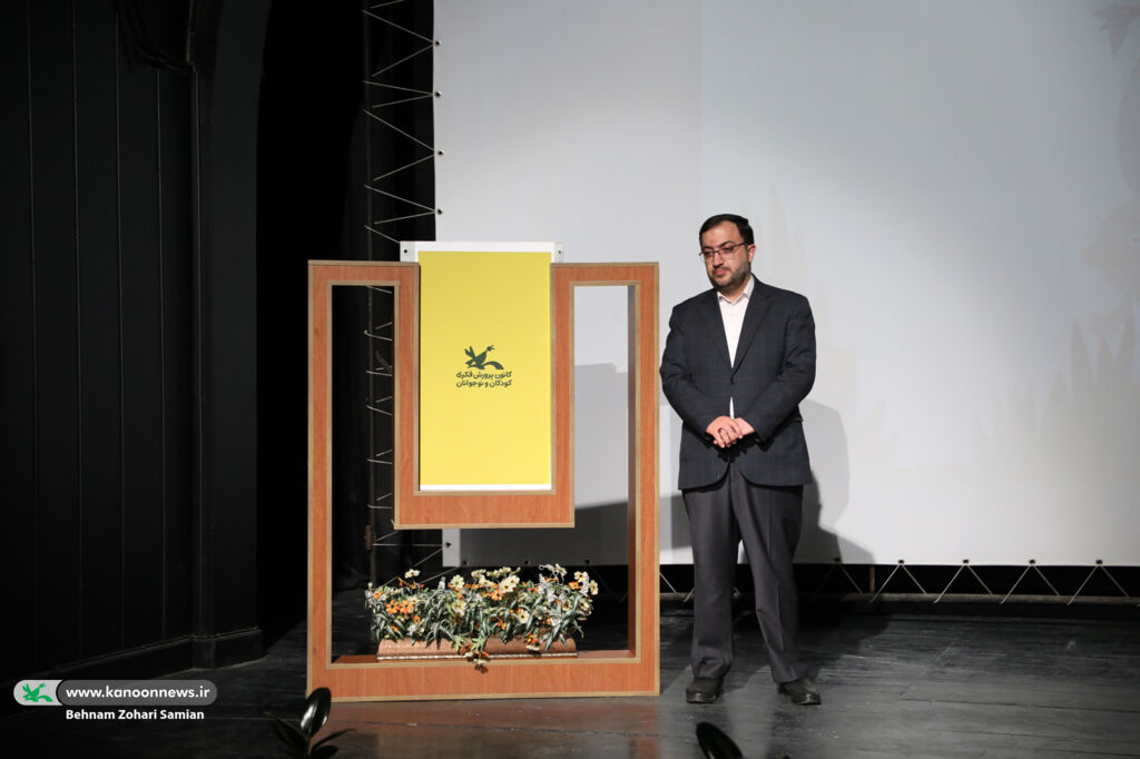 کتاب‌های کانون باید سواد فرهنگی بچه‌ها را افزایش دهد