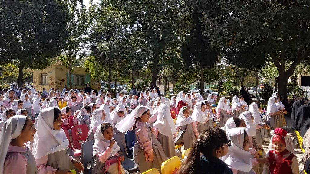 1354938-1 کانون کرمانشاه جشن باشکوه نوخوانها را برگزار کرد
