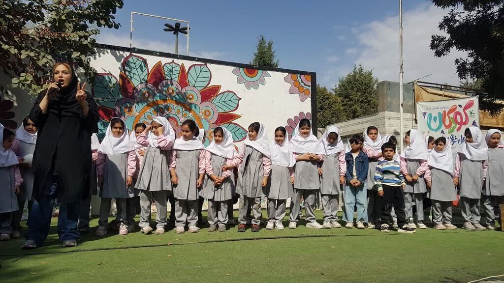 1354962-1 کانون کرمانشاه جشن باشکوه نوخوانها را برگزار کرد