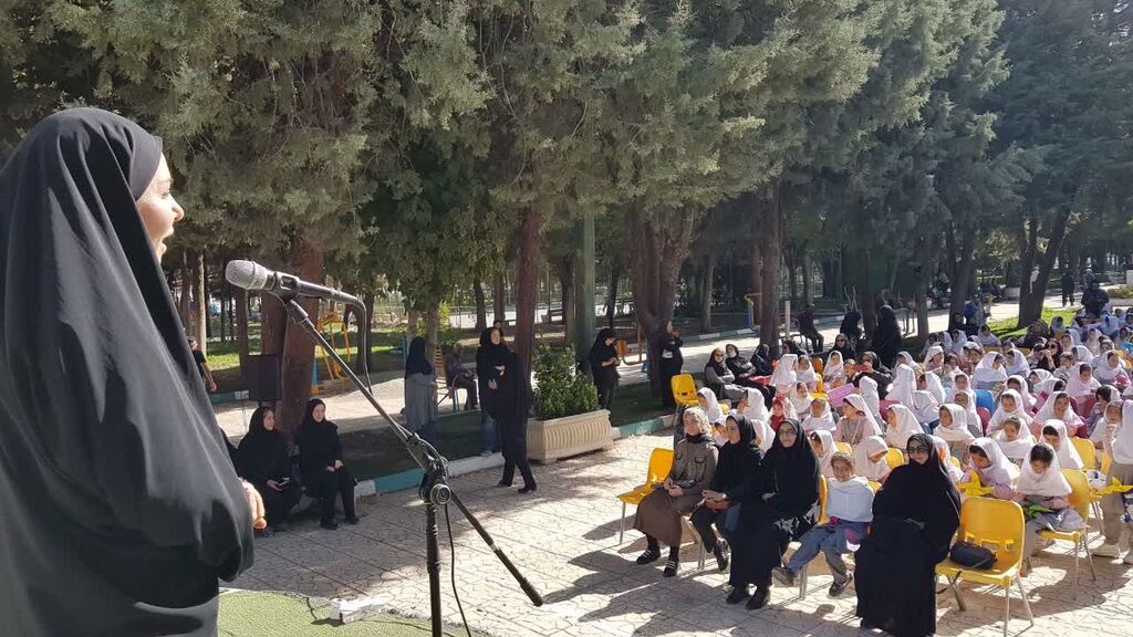 1354974-1 کانون کرمانشاه جشن باشکوه نوخوانها را برگزار کرد