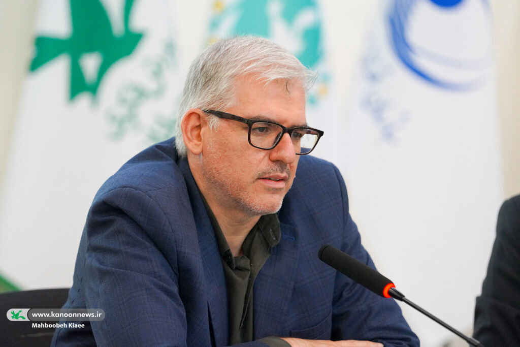 امضای تفاهم‌نامه همکاری بین کانون و سازمان فضایی ایران