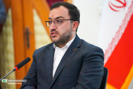 دانشمندان آینده علوم و فناوری باید از دل کانون خارج شوند