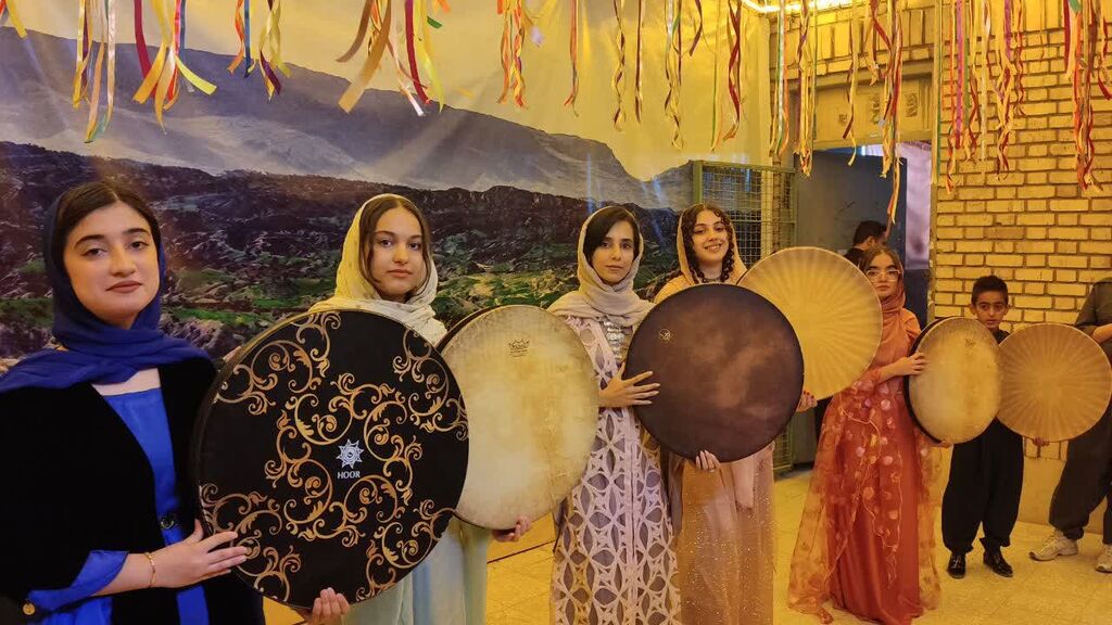 1355066-1 تبلور «حال خوش زندگی» در جشن بزرگ هفته ملی کودک ثلاث باباجانی