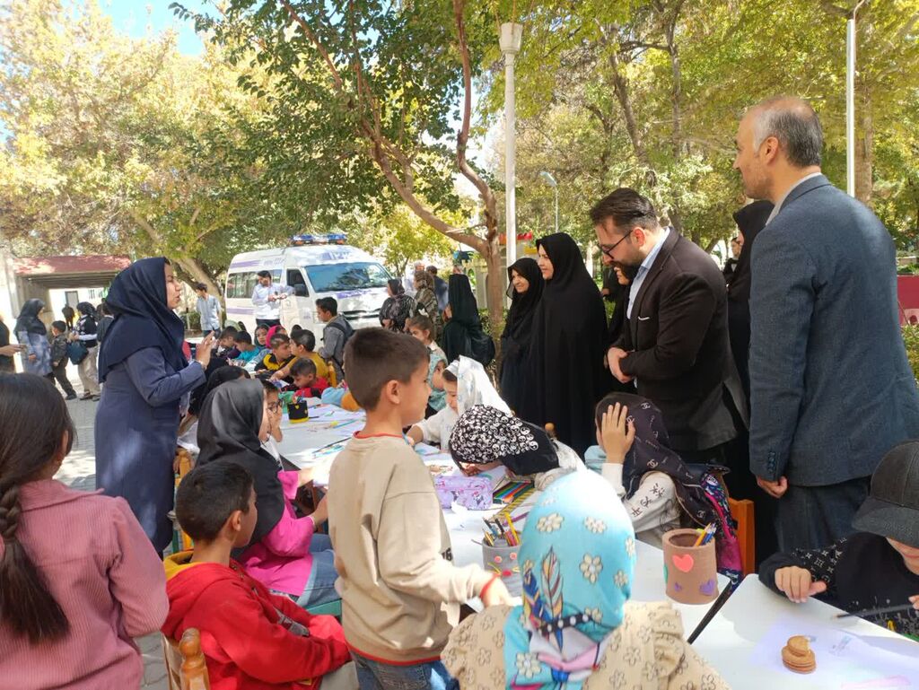 1355122-1 هفته ملی کودک در مرکز قوچان
