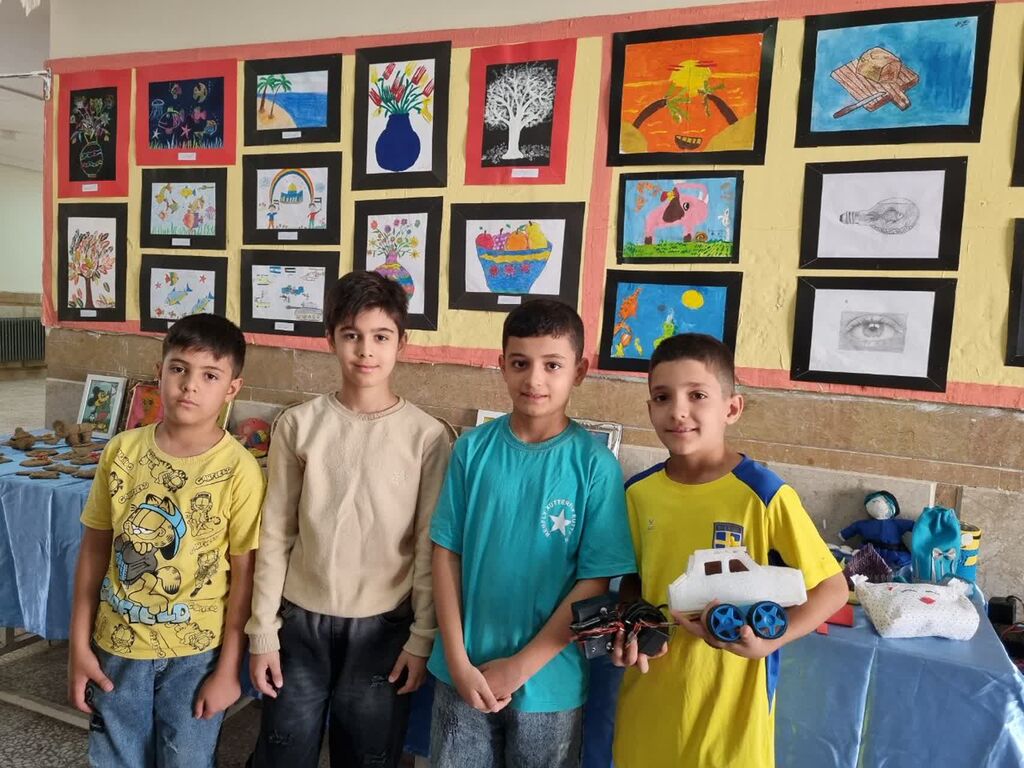 1355250-1 نمایشگاه ۳۰۰ اثر هنری در سرپلذهاب گشایش یافت