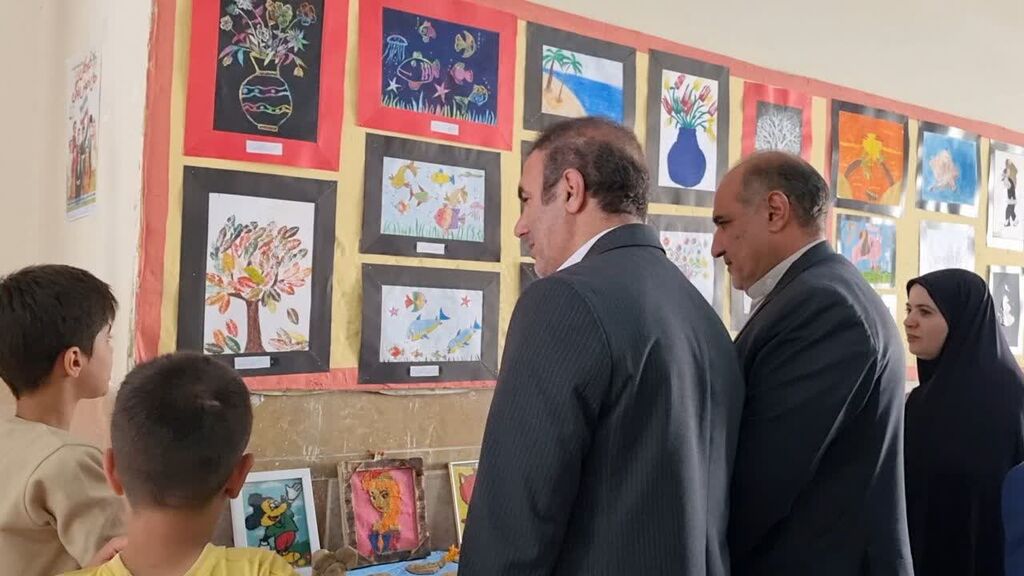 1355254-1 نمایشگاه ۳۰۰ اثر هنری در سرپلذهاب گشایش یافت