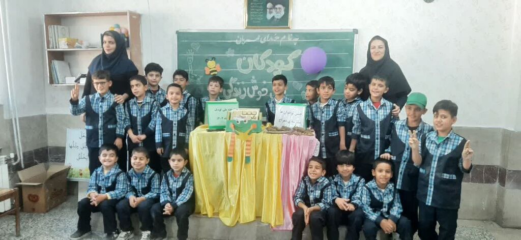 1355258-1 جشن نوخوانها در مراکز همدان برگزار شد