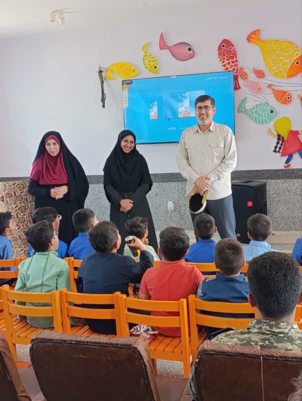 1355340-1 نویدی روشن برای کودکان و نوجوانان جزیره تنب بزرگ