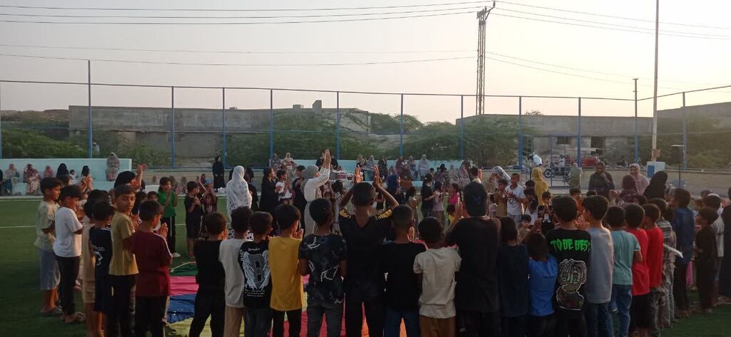 1355393-1 شادی و نشاط کودکان مرکز قشم و جزیره لارک