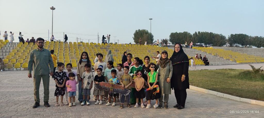 1355396-1 شادی و نشاط کودکان مرکز قشم و جزیره لارک