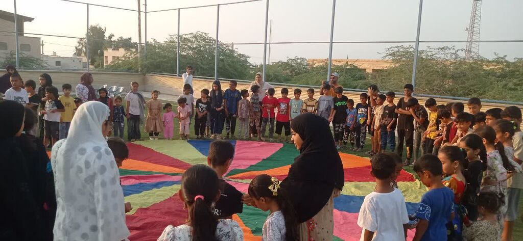 1355400-1 شادی و نشاط کودکان مرکز قشم و جزیره لارک