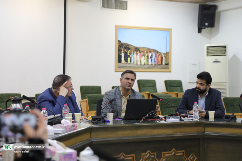 صدای کودکان را به کوچه‌ها، پارک‌ها و زمین‌های بازی بازگردانیم