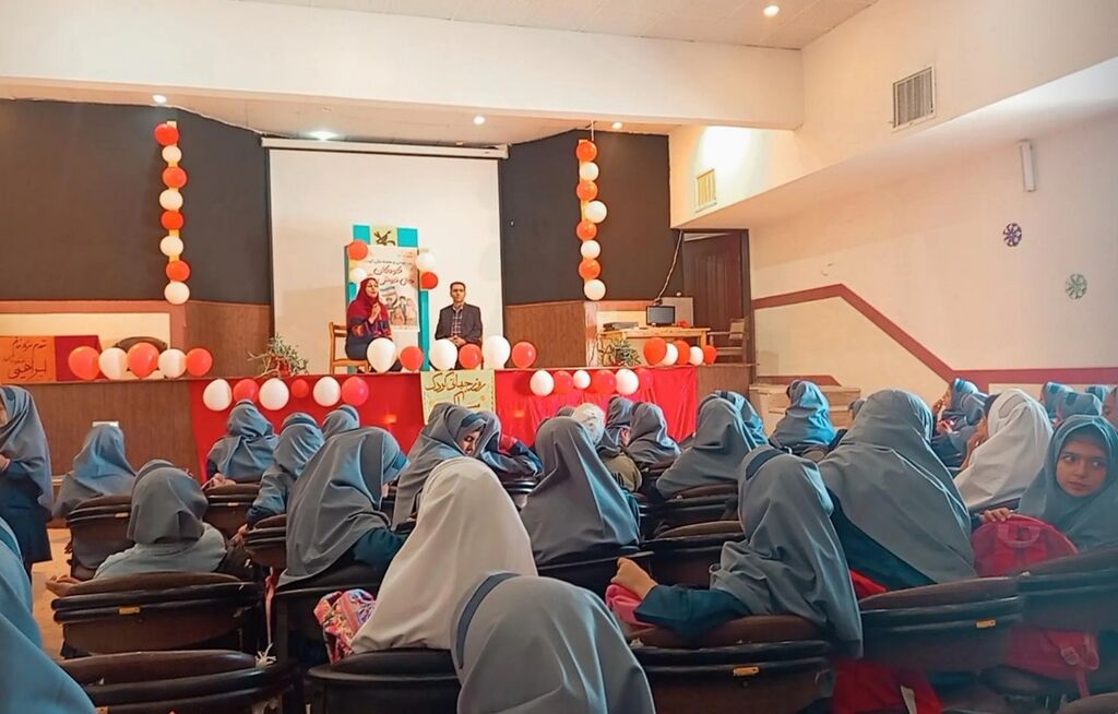 1355493-1 جشن ملی نوخوانها