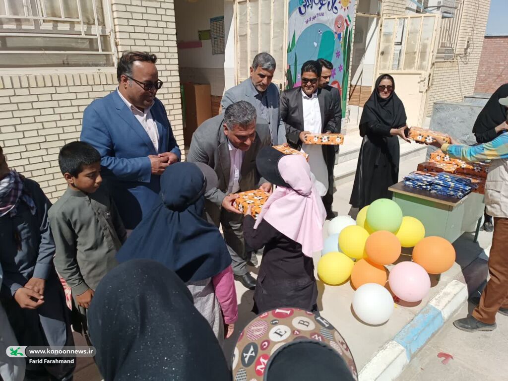 سفر فرهنگی هفته ملی کودک به روستای عشایری علی آباد چاه زرد زاهدان(سیستان و بلوچستان)