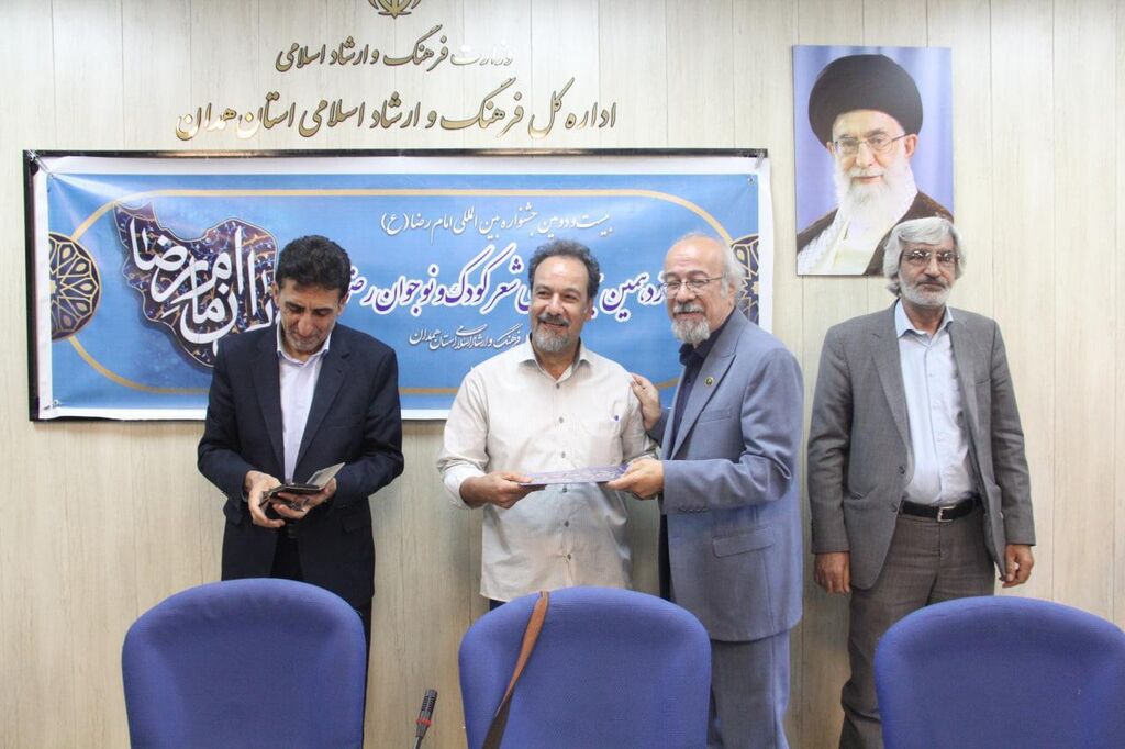 غلامرضا بکتاش دبیر تخصصی جشنواره شعر کودک و نوجوان رضوی شد