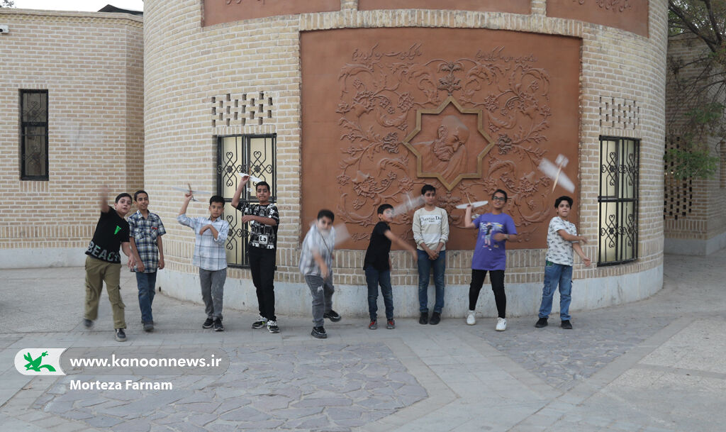 ویژه‌برنامه‌ی علمی شگفت‌انگیز «زندگی در فضا» برگزار شد