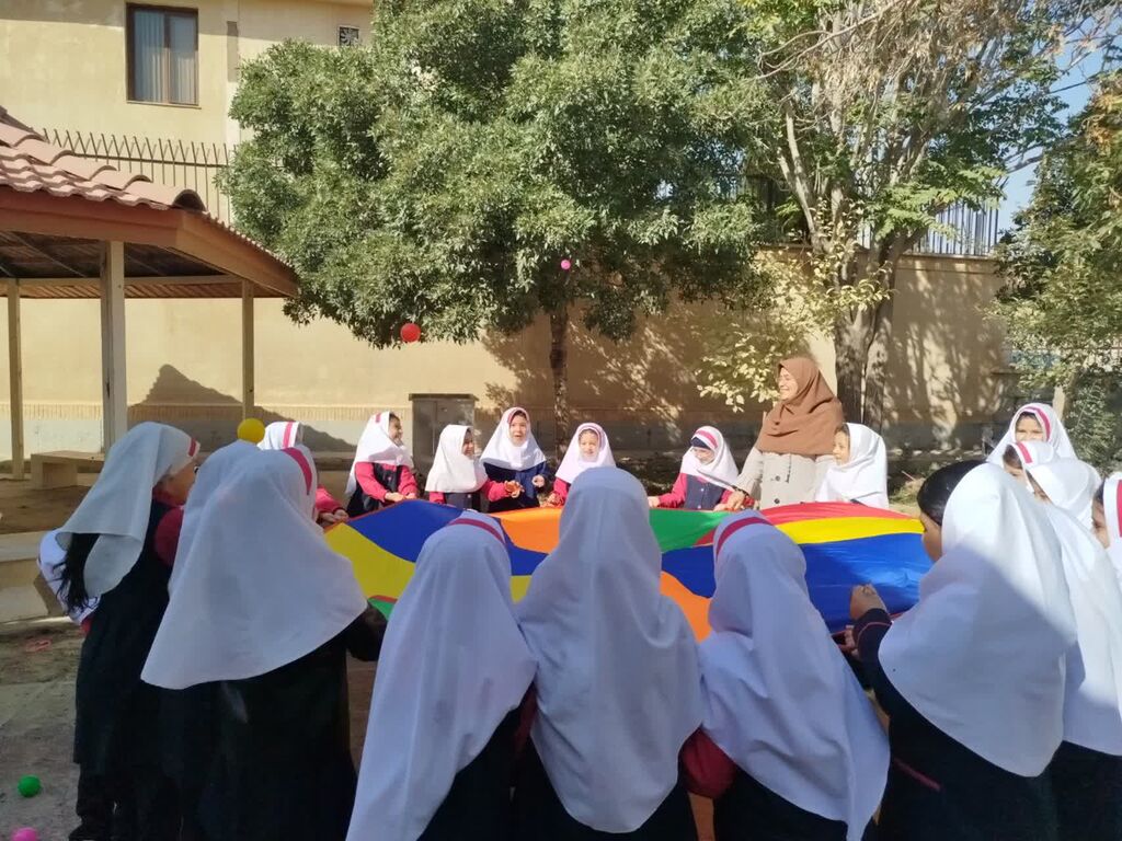 رونق مراکز فرهنگی و هنری کانون استان قزوین در هفته ملی کودک