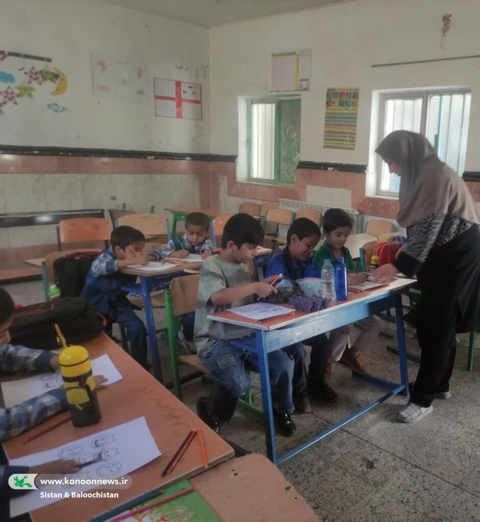 حضور کانون پرورش فکری در مدارس استان برای اجرای برنامه‌های شاد و فرهنگی به مناسبت هفته ملی کودک(بخش پایانی)