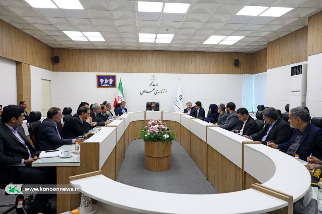 1357128-2 لزوم نگاه راهبردی به کانون پرورش فکری؛ استاندار همدان بر حمایت همه دستگاهها تأکید کرد