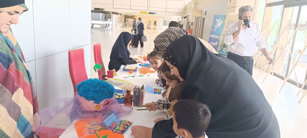 هفته ملی کودک در فرودگاه شهید باکری