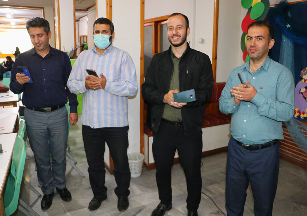 1358601-1 ۳۲ مربی کانون گیلان، اصول سرود و نتخوانی را فراگرفتند