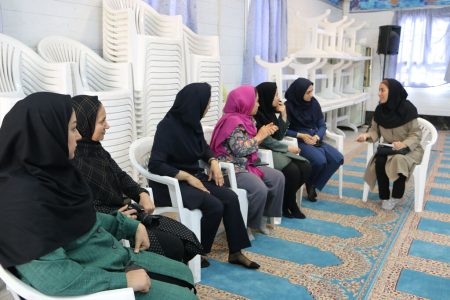 آموزگاران مدرسه حبیب‌ابن مظاهر با شیوه‌نامه جشنواره بین‌المللی قصه‌گویی آشنا شدند