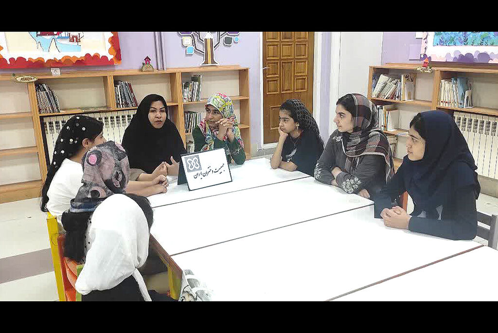 1358711-1 رویداد «دختر ایران» در مراکز کانون چهارمحال و بختیاری