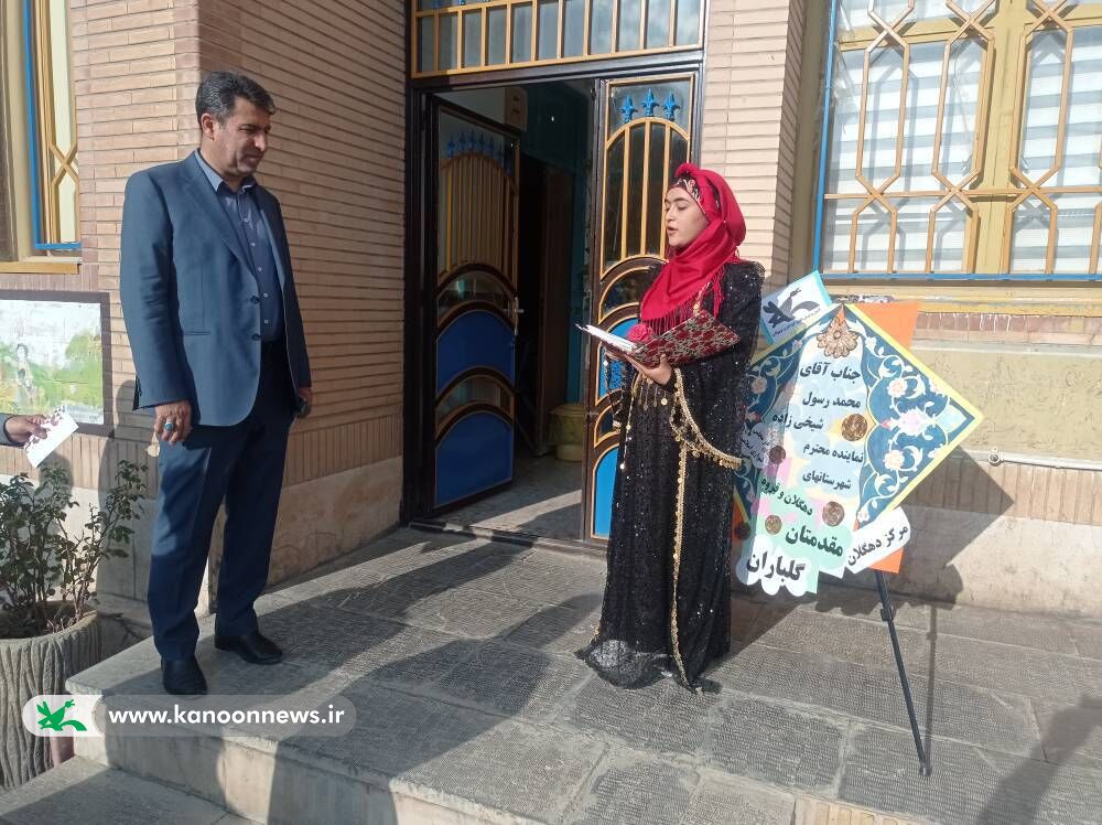 1358724-1 بازدید دکتر محمدرسول شیخیزاده از مرکز فرهنگیهنری کانون پرورش فکری کودکان و نوجوانان شهرستان دهگلان