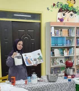 1358803-1 برگزاری کارگاه آموزشی «کاپکیکهای فضایی» در مرکز زیباشهر بندرعباس