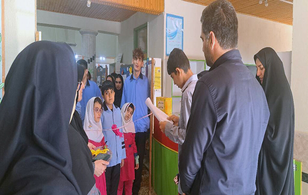 1358808-1 برپایی نمایشگاه کتابهای حسی و لمسی، با چاشنی نشست تخصصی