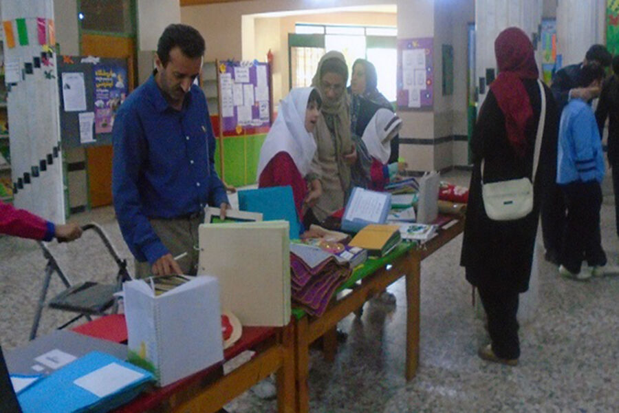 1358809-1 برپایی نمایشگاه کتابهای حسی و لمسی، با چاشنی نشست تخصصی