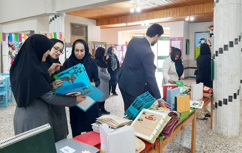 1358811-1 برپایی نمایشگاه کتابهای حسی و لمسی، با چاشنی نشست تخصصی