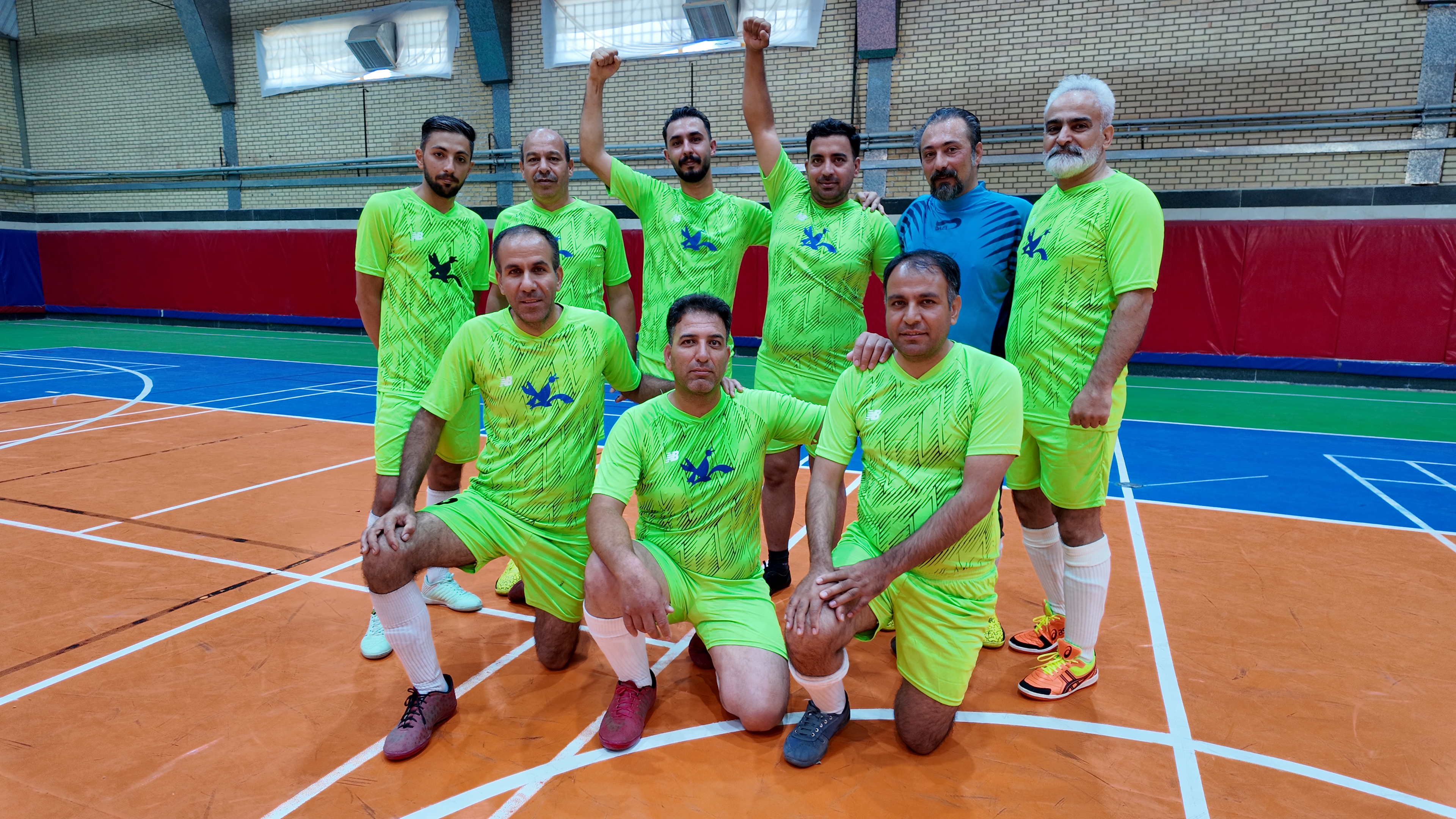 1358872-1 صعود تیم فوتسال کارکنان کانون استان مرکزی به مرحله پایانی مسابقات کشوری