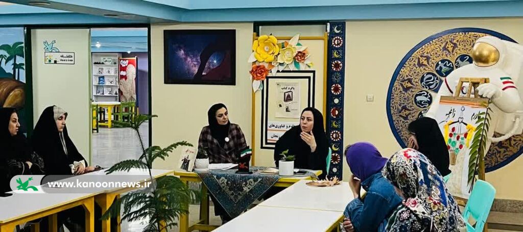 1358873-1 پایان پلهی اول «پاگرد کتاب» با نقد و بررسی ۱۰ عنوان کتاب در مراکز ادبی زنجان